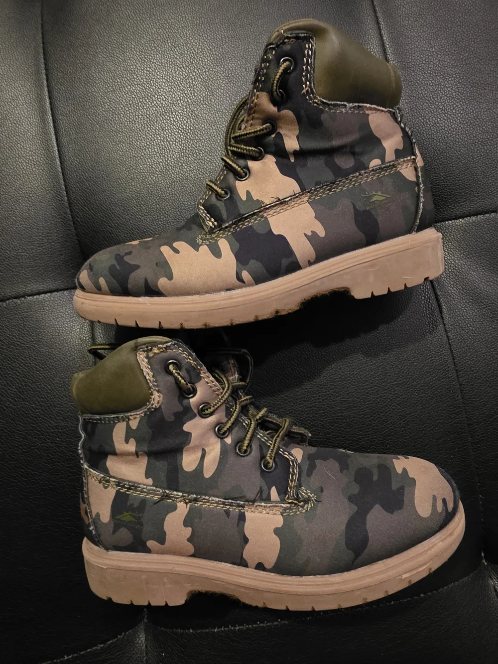Boy's Camouflage Ankle Boots in Olive and Tan